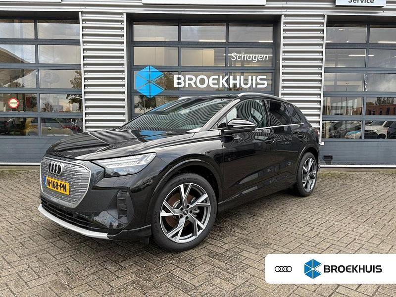 Zwart Gebruikt 2021 Audi Q4 e-tron Advanced Plus SUV | € 24.750 (Iets duurder) - Afbeelding 1/4