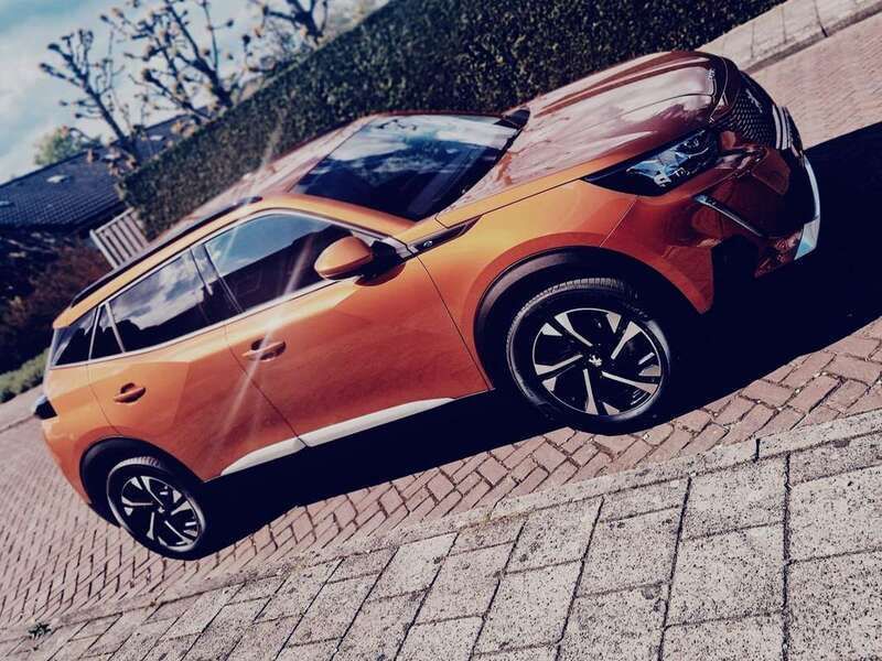 Oranje Gebruikt 2020 Peugeot e-2008 SUV | € 21.500 (Iets duurder) - Afbeelding 1/3