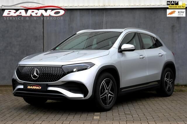 Grijs Gebruikt 2023 Mercedes EQA250 AMG SUV | € 34.999 (Goede deal) - Afbeelding 1/4