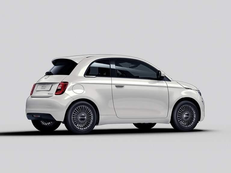 Nieuw Fiat 500 Launch Edition 65 PK (47 kW) 2025 Ice white 268 Hatchback