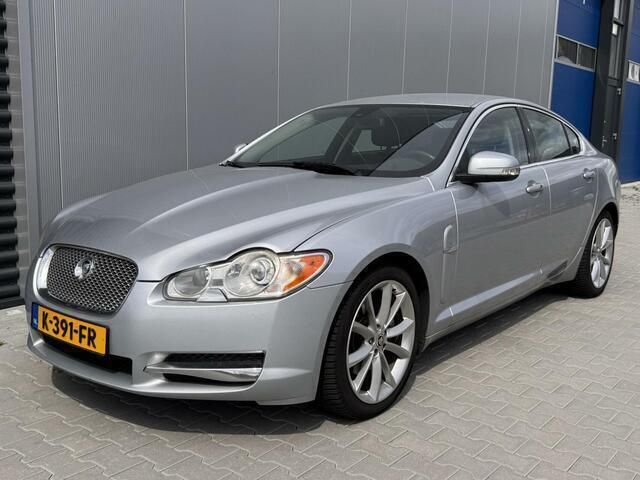 Grijs Gebruikt 2008 Jaguar XF Premium Luxury Sedan | € 4.990 - Afbeelding 1/4