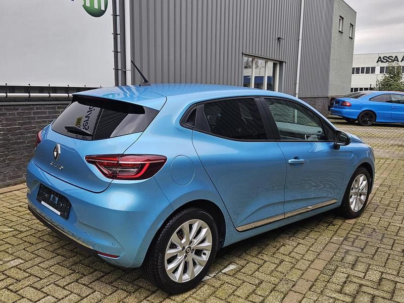 Occasion Renault Clio IV Intens 100 PK (73 kW) 2019 Blauw, metallic lak Hatchback