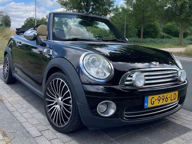 Zwart Gebruikt 2009 Mini Cooper Cabriolet Cabriolet | € 8.250 (Eerlijke prijs) - Afbeelding 1/4