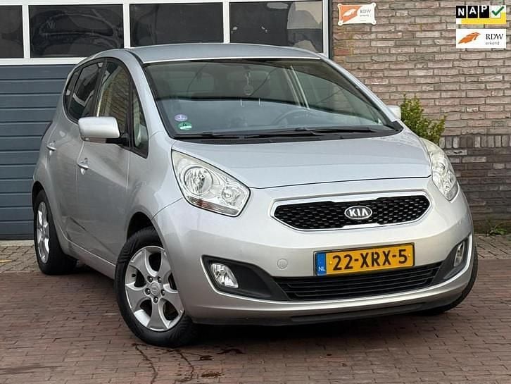 Occasion Kia Venga 90 PK (66 kW) 2012 Grijs (metallic) Hatchback