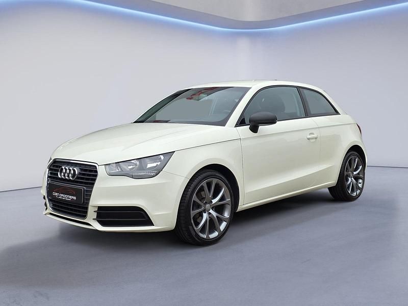Wit Gebruikt 2011 Audi A1 Exclusive Hatchback | € 7.950 (Super prijs) - Afbeelding 1/4