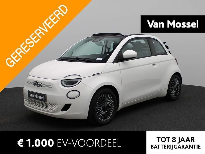 Wit Gebruikt 2022 Fiat 500e Icon Cabriolet | € 19.940 (Eerlijke prijs) - Afbeelding 1/4