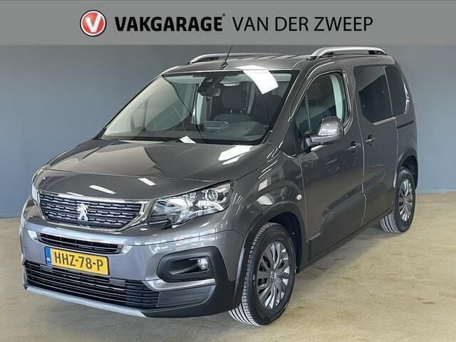 Grijs Gebruikt 2021 Peugeot Rifter Active MPV | € 20.750 (Eerlijke prijs) - Afbeelding 1/4