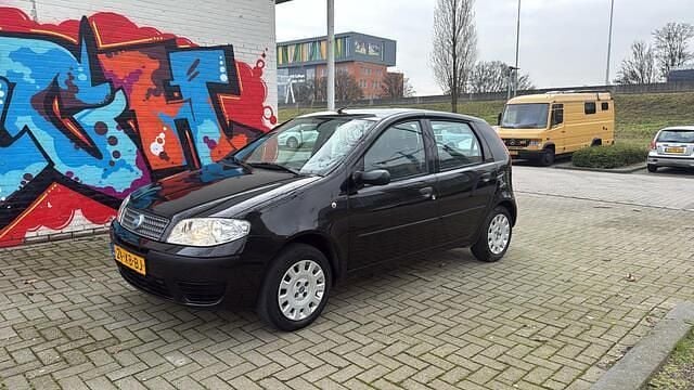 Occasion Fiat Punto Classica 60 PK (44 kW) 2007 Zwart Hatchback