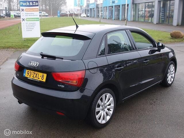 Occasion Audi A1 Sportback Attraction 86 PK (63 kW) 2013 Zwart (metallic) Hatchback
