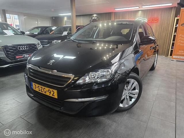 Zwart Gebruikt 2013 Peugeot 308 Active Hatchback | € 4.190 (Eerlijke prijs) - Afbeelding 1/4