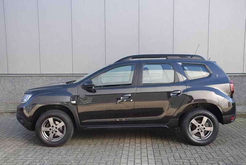 Occasion Dacia Duster Essentiel 101 PK (74 kW) 2022 Zwart SUV