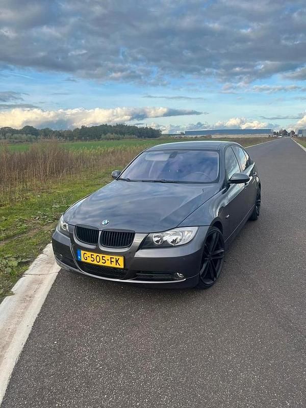 Gebruikt 2006 BMW 325 | € 6.250 - Afbeelding 1/1