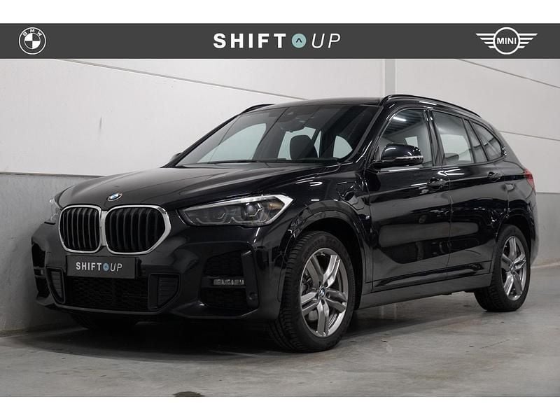 Zwart Gebruikt 2021 BMW X1 M Sport SUV | € 26.940 (Goede deal) - Afbeelding 1/3