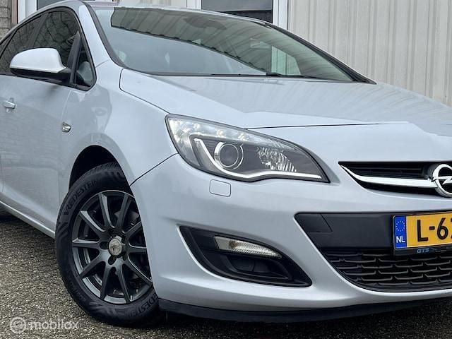 Occasion Opel Astra Sport 140 PK (102 kW) 2014 Grijs (metallic) Hatchback
