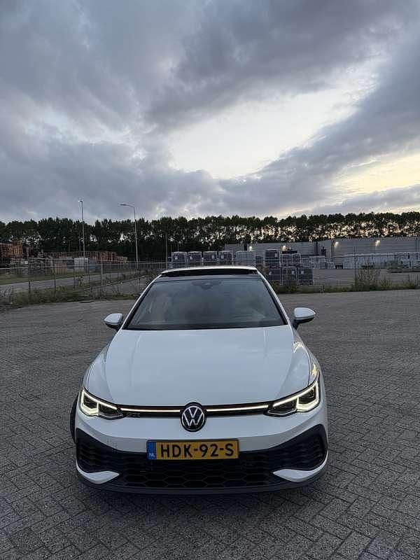 Wit Gebruikt 2021 VW Golf VIII GTI Clubsport Hatchback | € 33.000 (Super prijs) - Afbeelding 1/4