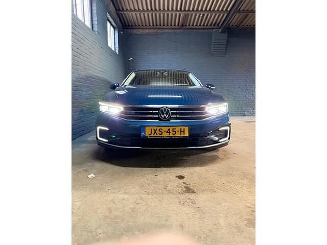 Occasion VW Passat Business 156 PK (114 kW) 2020 Blauw Stationwagen