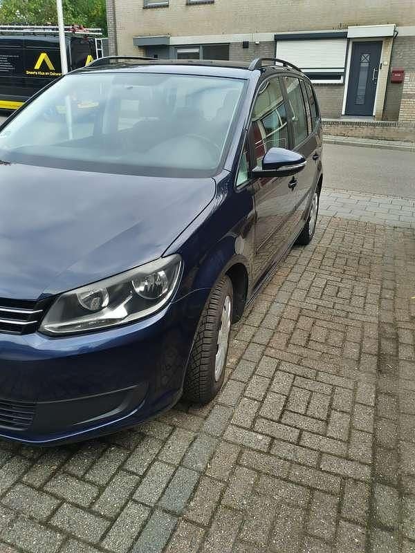 Occasion VW Touran Trendline 140 PK (102 kW) 2011 Blauw MPV