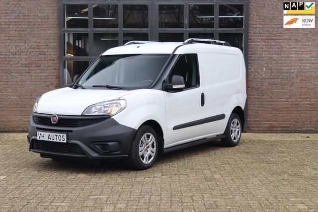 Wit Gebruikt 2015 Fiat Doblò MPV | € 4.990 (Eerlijke prijs) - Afbeelding 1/4