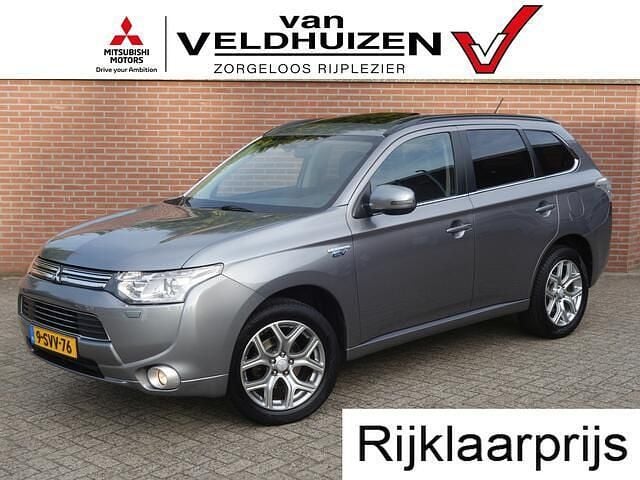 Grijs Gebruikt 2013 Mitsubishi Outlander Instyle SUV | € 9.950 (Duur) - Afbeelding 1/4