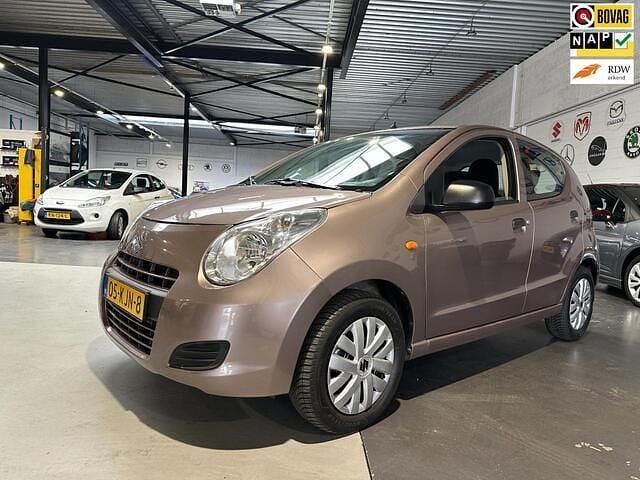 Bruin Gebruikt 2009 Suzuki Alto Comfort Hatchback | € 2.099 (Eerlijke prijs) - Afbeelding 1/4