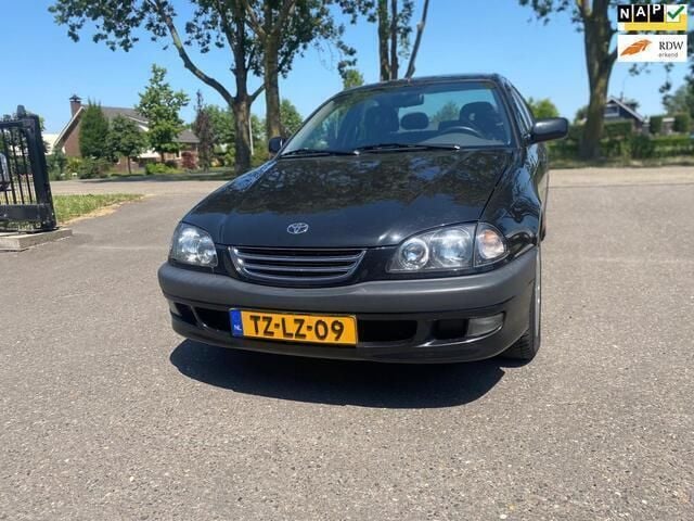Zwart Gebruikt 1998 Toyota Avensis Sol Sedan | € 5.000 - Afbeelding 1/4