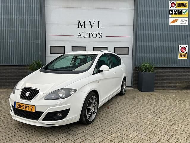 Wit Gebruikt 2011 Seat Altea XL Style MPV | € 5.990 (Eerlijke prijs) - Afbeelding 1/4