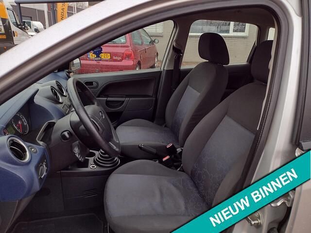 Occasion Ford Fiesta Ambiente 68 PK (50 kW) 2006 Grijs Hatchback