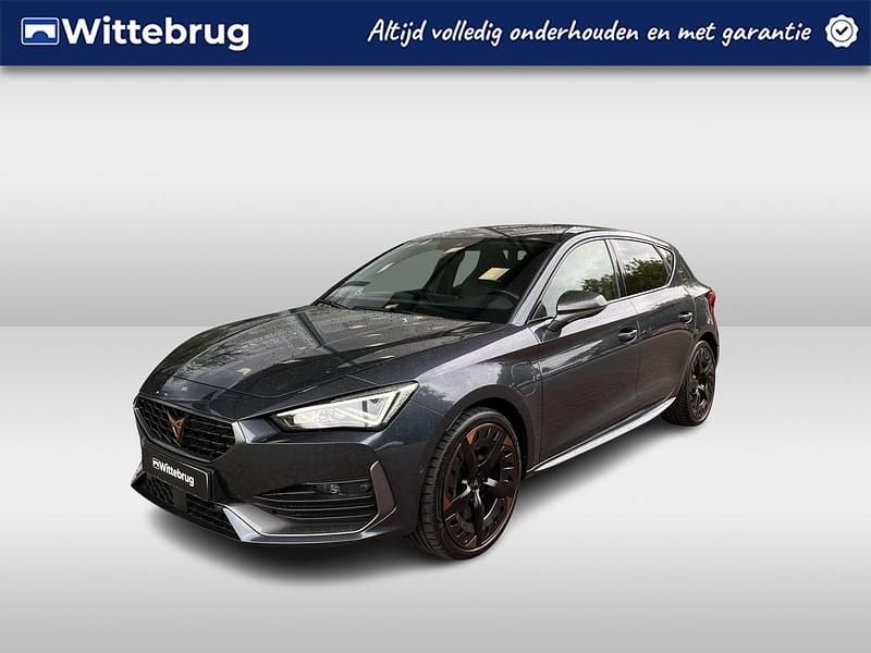 Grijs Gebruikt 2021 Cupra Leon VZ Hatchback | € 25.950 (Eerlijke prijs) - Afbeelding 1/1
