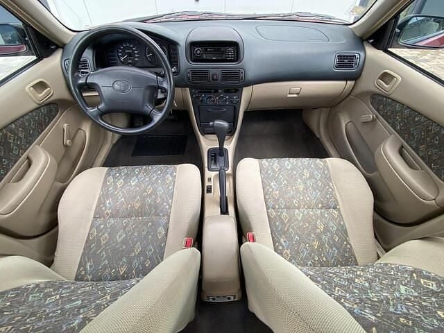 Occasion Toyota Corolla Luna 107 PK (78 kW) 1997 Rood