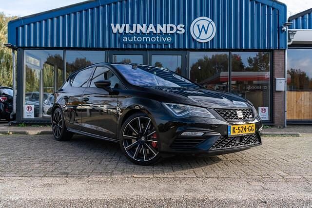 Zwart Gebruikt 2018 Cupra Leon Hatchback | € 21.949 (Eerlijke prijs) - Afbeelding 1/4