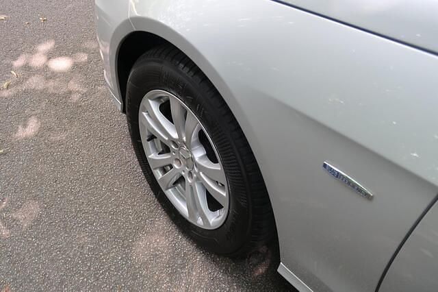 Occasion Mercedes E250 204 PK (150 kW) 2010 Grijs, metallic lak Sedan