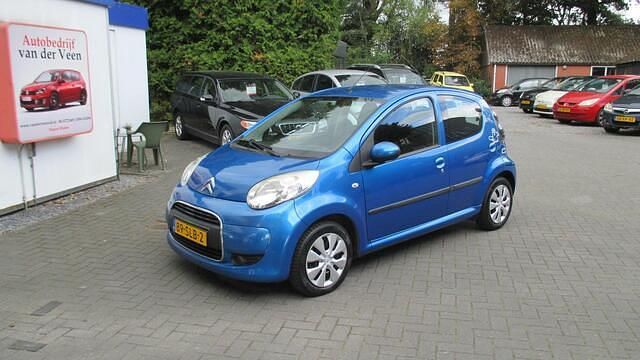 Blauw Gebruikt 2011 Citroën C1 SELECTION Hatchback | € 2.495 (Eerlijke prijs) - Afbeelding 1/4