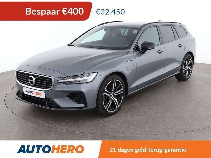 Grijs Gebruikt 2020 Volvo V60 R-Design Stationwagen | € 31.549 (Goede deal) - Afbeelding 1/3