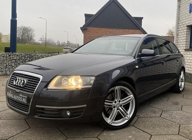 Grijs Occasion 2006 Audi A6 Business Stationwagen | € 2.445 (Eerlijke prijs) - Afbeelding 1/4