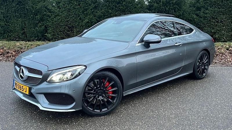 Grijs Occasion 2016 Mercedes C300 Prestige Coupé | € 24.950 (Super prijs) - Afbeelding 1/4