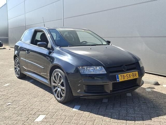 Occasion Fiat Stilo Sport 133 PK (97 kW) 2006 Zwart (metallic) Hatchback