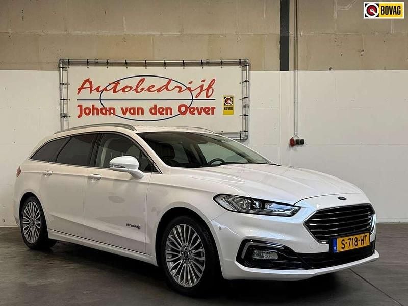 Wit Gebruikt 2019 Ford Mondeo Vignale Stationwagen | € 19.950 (Iets duurder) - Afbeelding 1/4