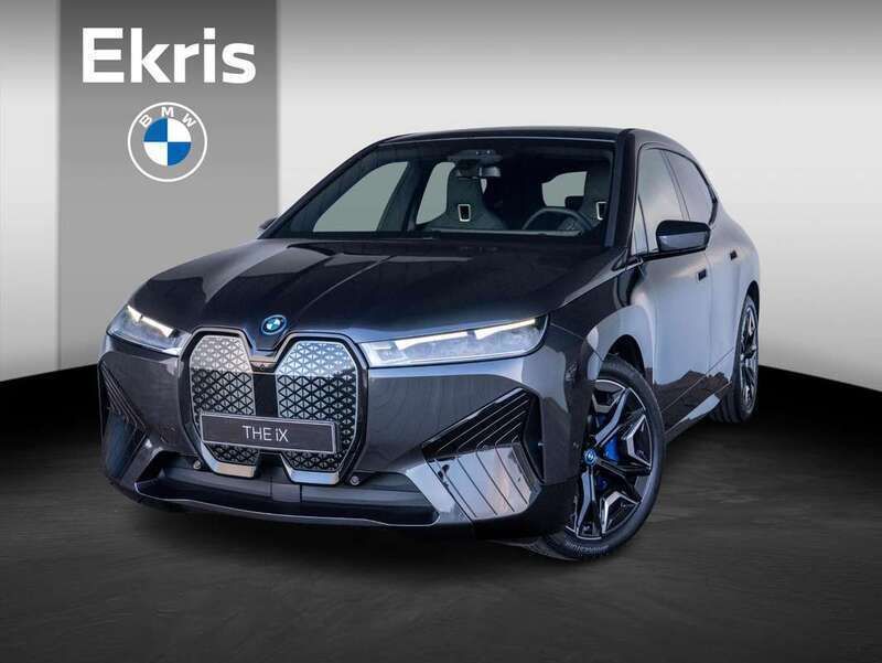 Grijs Nieuw 2025 BMW iX Executive SUV | € 107.004 - Afbeelding 1/4