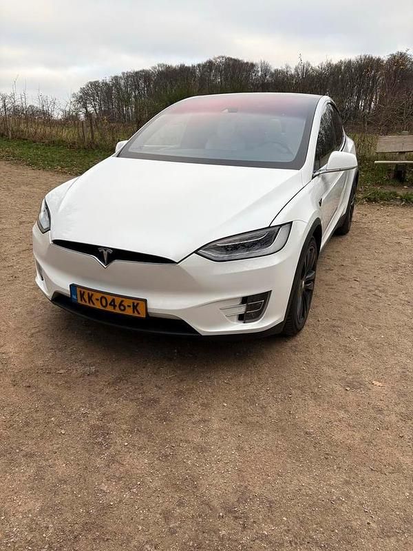 Occasion 2016 Tesla Model X SUV | € 27.000 (Eerlijke prijs) - Afbeelding 1/4