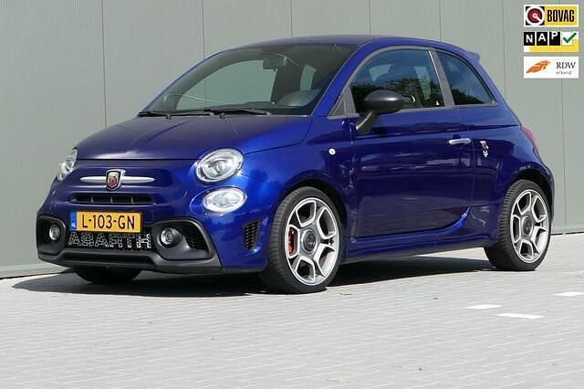 Blauw Gebruikt 2017 Abarth 595 Hatchback | € 12.440 (Eerlijke prijs) - Afbeelding 1/4