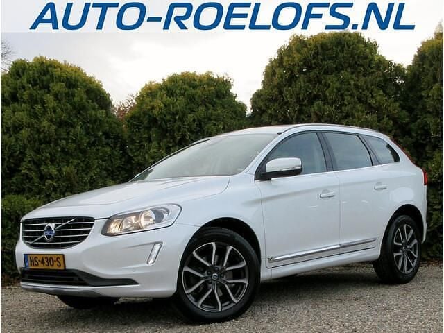 Wit Gebruikt 2016 Volvo XC60 Summum SUV | € 19.890 (Goede deal) - Afbeelding 1/4