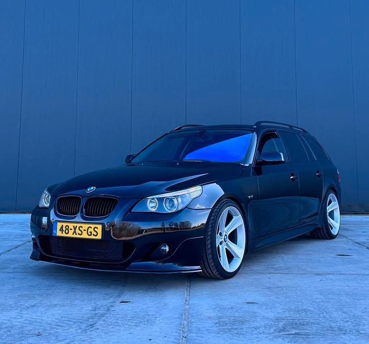 Occasion BMW 525 M Sport 231 PK (169 kW) 2004 Zwart Stationwagen