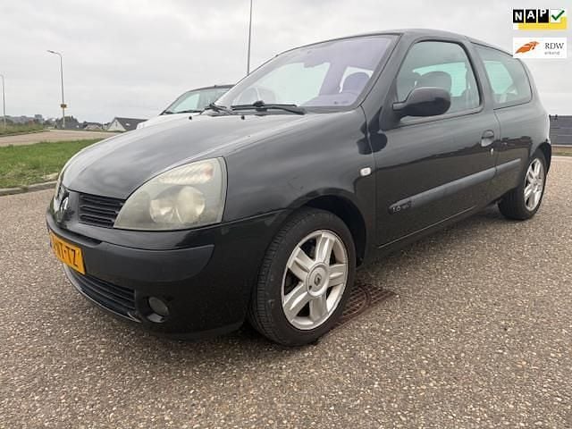 Zwart Gebruikt 2004 Renault Clio II Dynamique Hatchback | € 2.499 (Eerlijke prijs) - Afbeelding 1/4