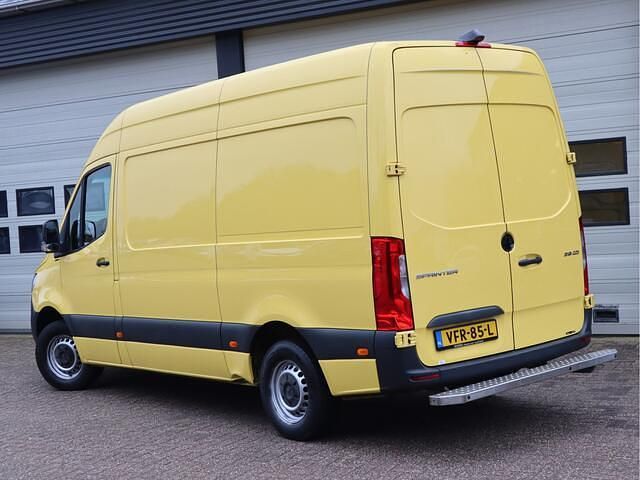 Occasion Mercedes Sprinter 165 PK (121 kW) 2020 Geel Van