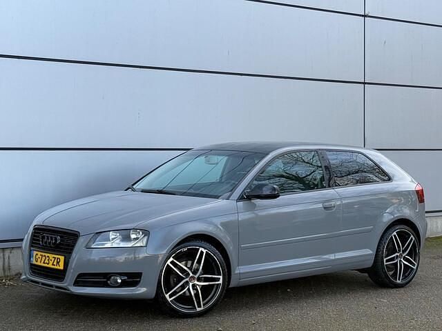 Occasion Audi A3 Ambiente 105 PK (77 kW) 2010 Grijs Hatchback