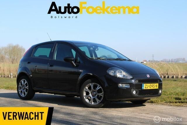Zwart Gebruikt 2019 Fiat Punto Evo Hatchback | € 7.950 - Afbeelding 1/4