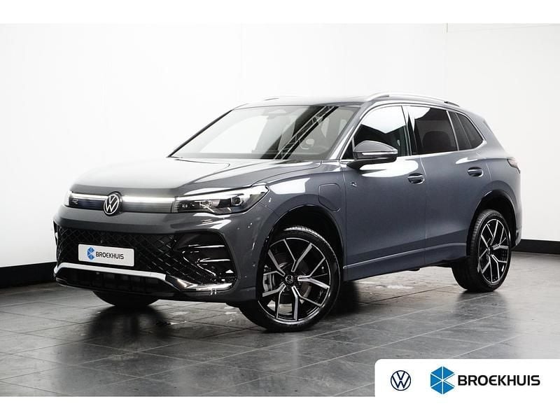 Grijs Nieuw 2025 VW Tiguan R-line SUV | € 55.895 (Goede deal) - Afbeelding 1/4