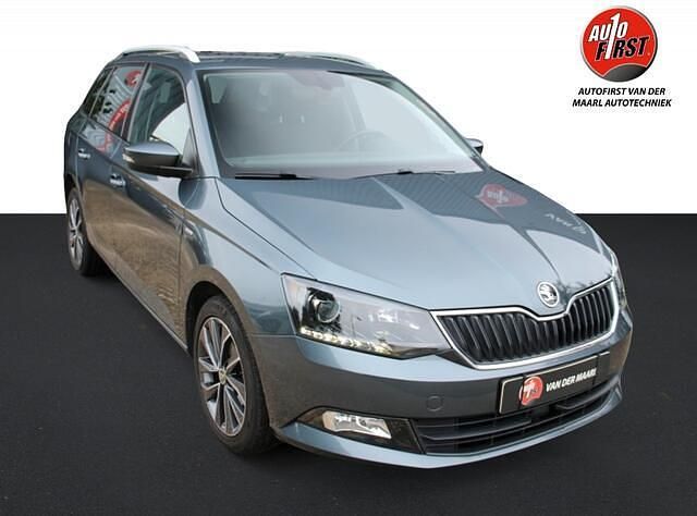 Grijs Occasion 2018 Skoda Fabia Drive Hatchback | € 10.450 (Iets duurder) - Afbeelding 1/4