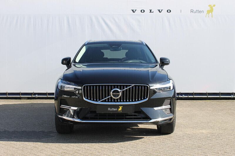 Occasion Volvo XC60 Plus 350 PK (257 kW) 2024 Zwart, metallic lak SUV