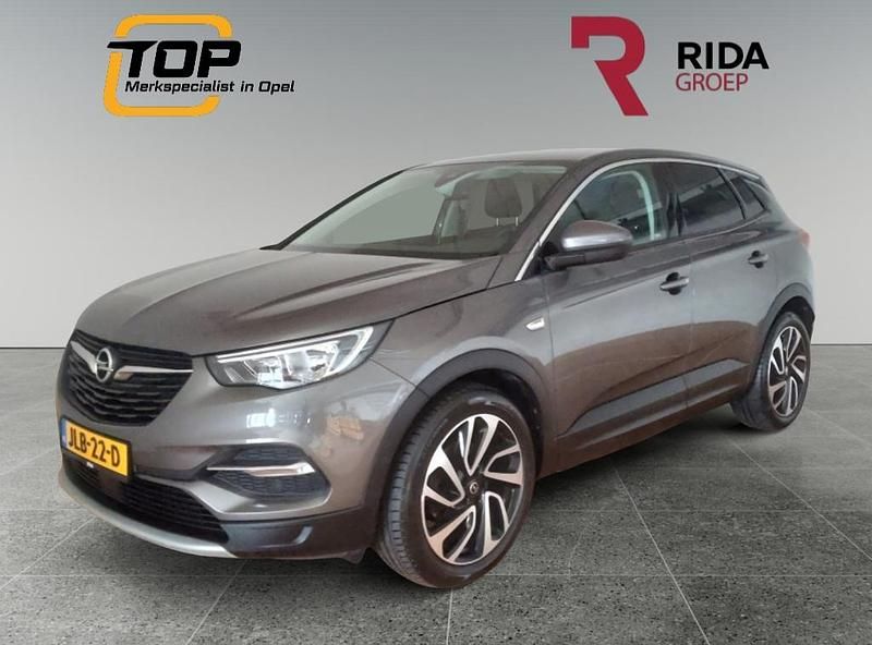 Grijs (metallic) Gebruikt 2018 Opel Grandland X Ultimate SUV | € 17.945 (Duur) - Afbeelding 1/4